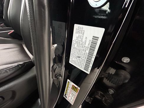 Used 2022 Honda Ridgeline Black Edition image 31