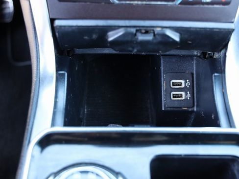 Used 2019 Ford Edge ST image 24