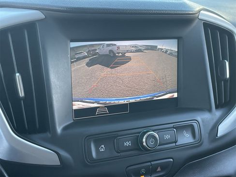 Used 2024 GMC Terrain SLE image 26