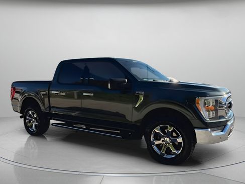 Certified 2021 Ford F150 XLT w/ Equipment Group 302A High image 35