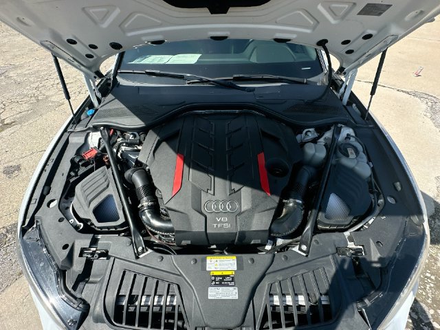 Used 2023 Audi S8 w/ S8 Executive Package AWD/4WD image 34