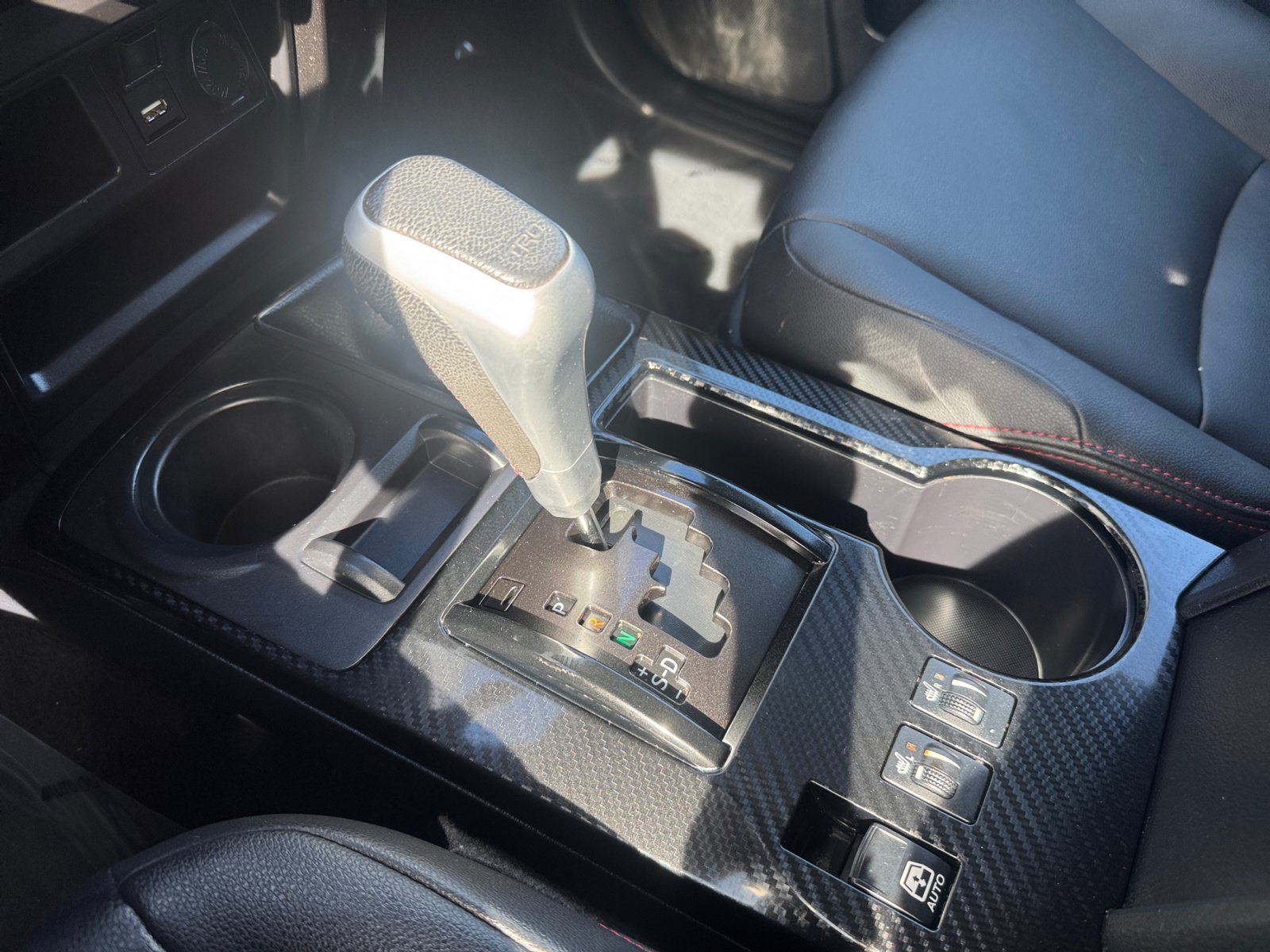 Used 2020 Toyota 4Runner TRD Off-Road Premium w/ Moonroof Package AWD/4WD image 25