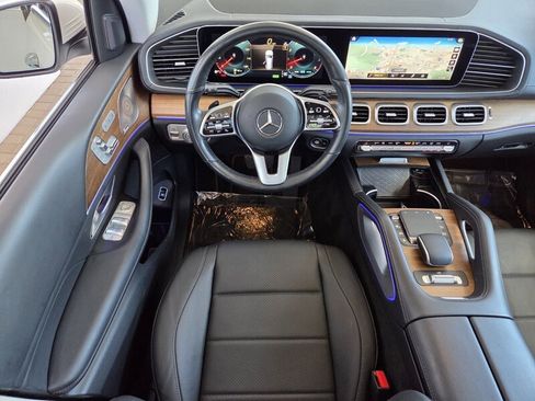 Certified 2023 Mercedes-Benz GLS 450 4MATIC image 18