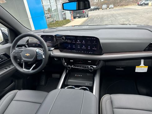New 2026 Chevrolet Tahoe Premier w/ Sun And Tow Package AWD/4WD image 7