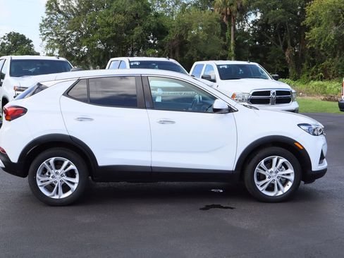 Certified 2023 Buick Encore GX Preferred w/ Cold Weather Comfort Package FWD image 10
