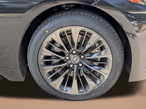 Certified 2020 Lexus LS 500 w/ Interior Upgrade Package RWD image 27