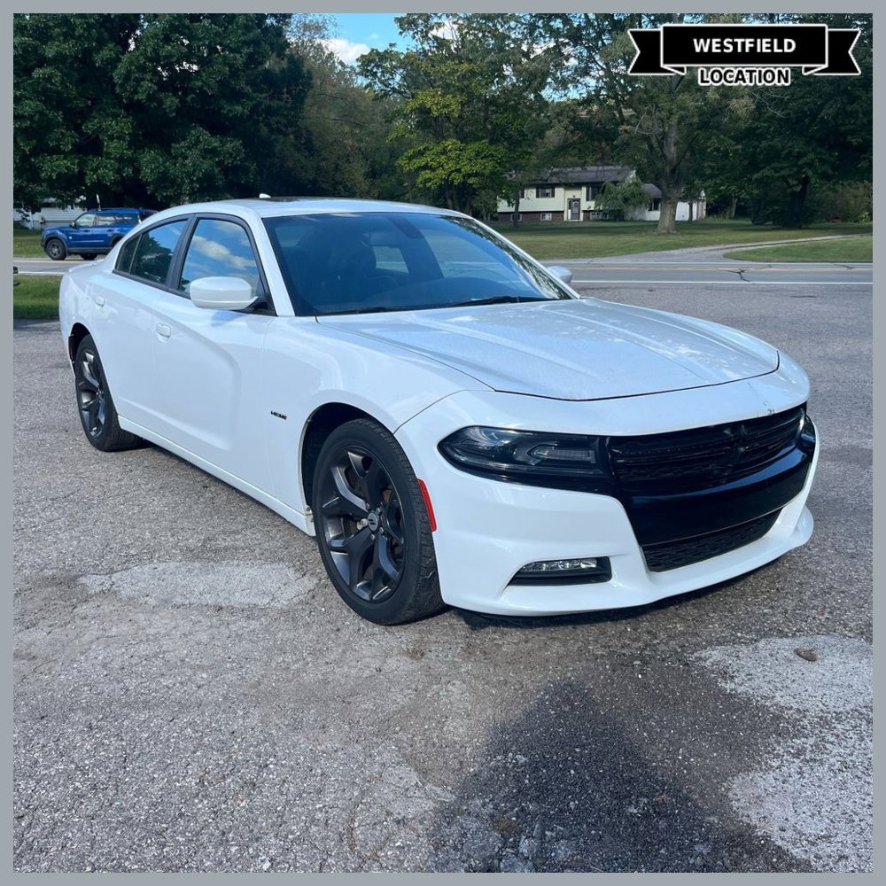 Used 2017 Dodge Charger R/T w/ Plus Group RWD image 1