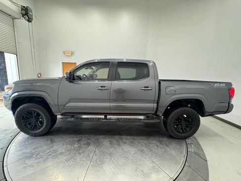Used 2021 Toyota Tacoma SR w/ SR Convenience Package RWD image 15