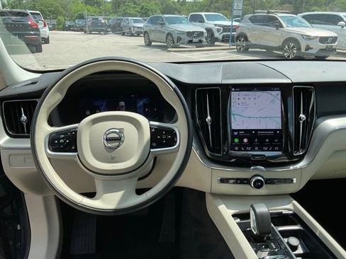 Certified 2025 Volvo XC60 B5 Core AWD/4WD image 13