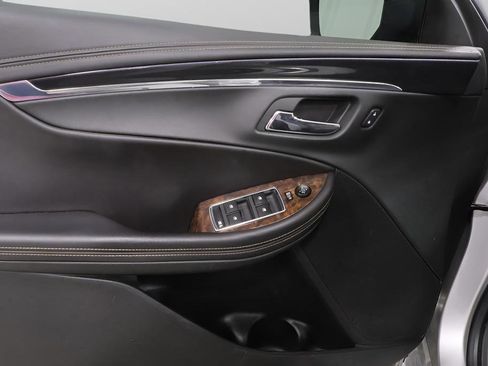 Used 2015 Chevrolet Impala LT FWD image 20