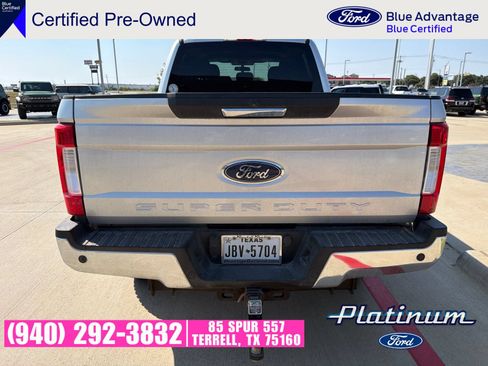 Used 2017 Ford F250 XLT w/ XLT Premium Package AWD/4WD image 22