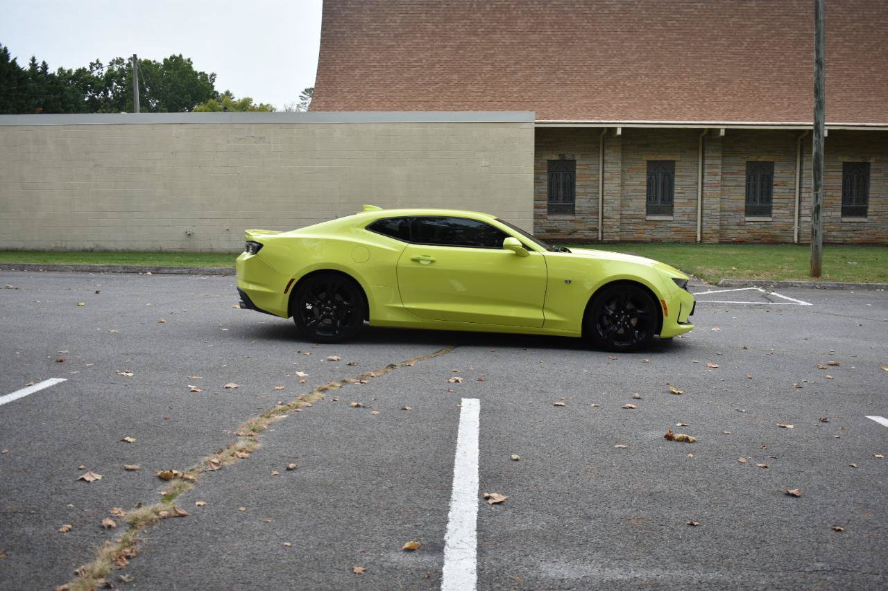 Used 2021 Chevrolet Camaro LT w/ RS Package RWD image 9