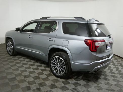 Used 2023 GMC Acadia Denali w/ Denali Ultimate Package image 6