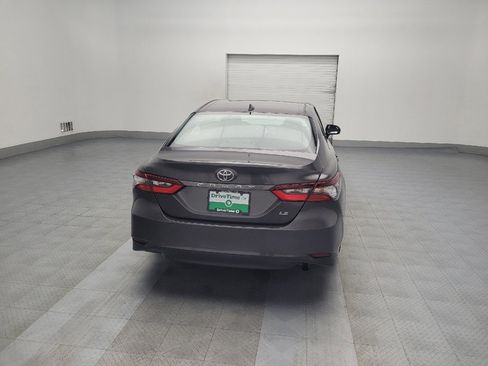 Used 2021 Toyota Camry LE image 7