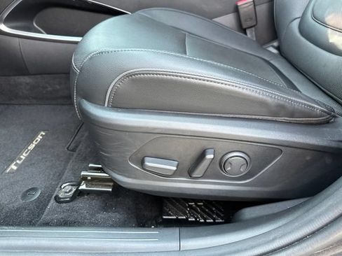 Used 2022 Hyundai Tucson Limited FWD image 20