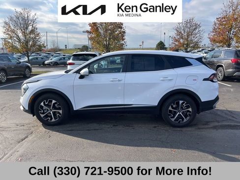 Certified 2025 Kia Sportage EX image 16