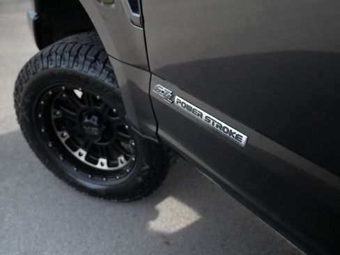 Used 2019 Ford F250 XLT image 11