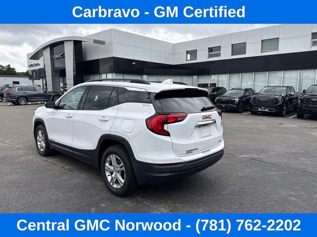Certified 2020 GMC Terrain SLE w/ Driver Convenience Package AWD/4WD image 3