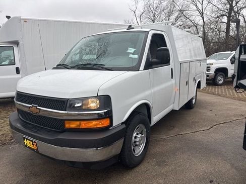 New 2025 Chevrolet Express 3500 w/ Power Convenience Package RWD image 1