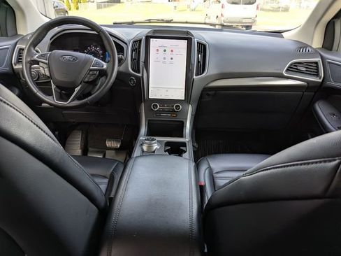 Used 2022 Ford Edge SEL w/ Convenience Package AWD/4WD image 4