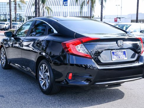 Used 2016 Honda Civic EX image 8