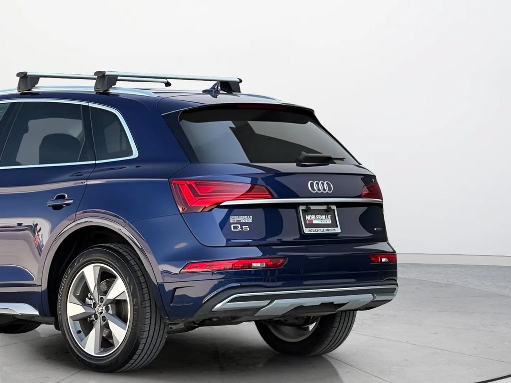 Used 2023 Audi Q5 2.0T Premium Plus w/ Premium Plus Package AWD/4WD image 6