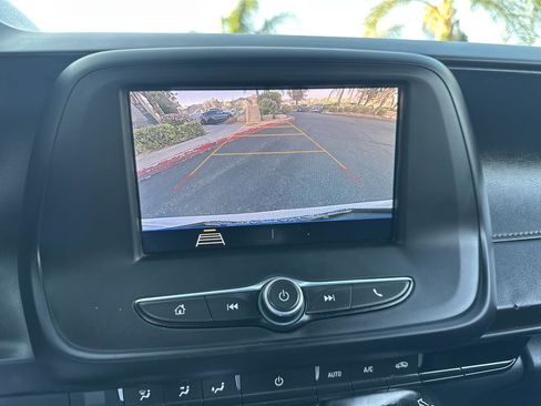 Used 2020 Chevrolet Camaro LT image 35