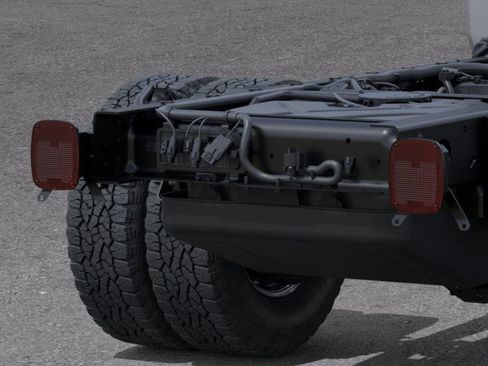 New 2025 Chevrolet Silverado 3500 LT w/ Convenience Package image 28
