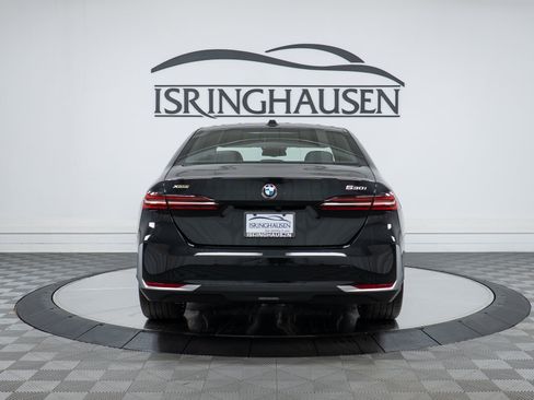 Used 2026 BMW 530i xDrive w/ Premium Package AWD/4WD image 6