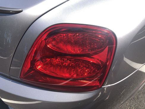 Used 2011 Bentley Continental GT Speed image 19