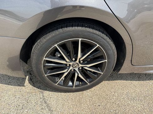 Used 2024 Toyota Camry SE FWD image 29