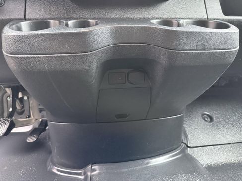 Used 2021 Mercedes-Benz Sprinter 2500 w/ Driver Convenience Package image 33