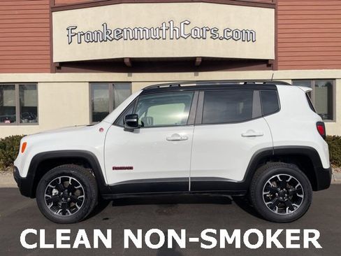 Certified 2023 Jeep Renegade Trailhawk w/ Sun/Sound Group image 6