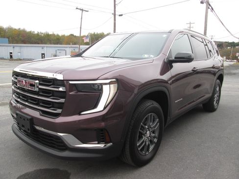 Certified 2025 GMC Acadia Elevation image 1