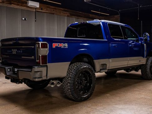 Used 2026 Ford F350 King Ranch w/ FX4 Off-Road Package image 10