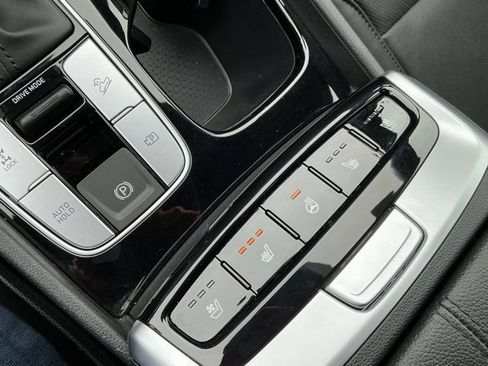 Used 2024 Hyundai Santa Cruz Limited image 22