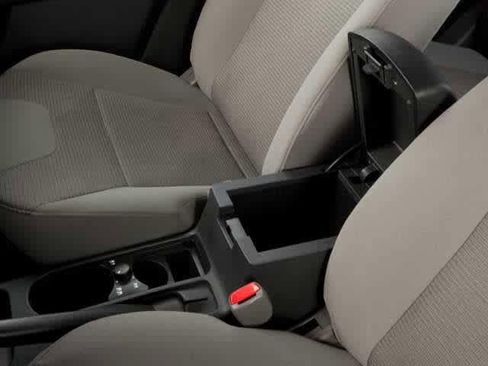 Used 2012 Nissan Sentra 2.0 SR FWD image 12