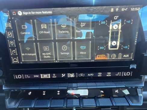 Used 2024 GMC Hummer EV 3X w/ Extreme Off-Road Package image 14