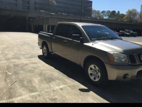 Used 2007 Nissan Titan XE image 3