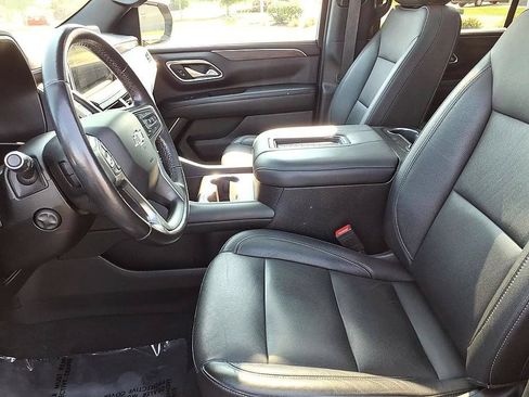 Used 2021 Chevrolet Tahoe Z71 w/ Z71 Signature Package AWD/4WD image 16