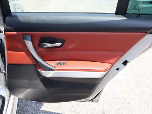 Used 2011 BMW 328i Sedan RWD image 19