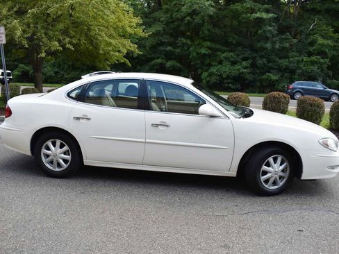 Used 2005 Buick LaCrosse CXL FWD image 3