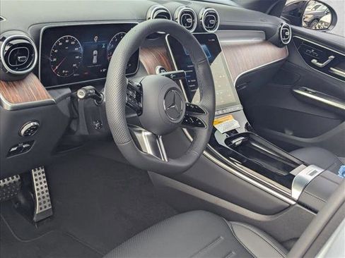 New 2026 Mercedes-Benz GLC 300 4MATIC image 3