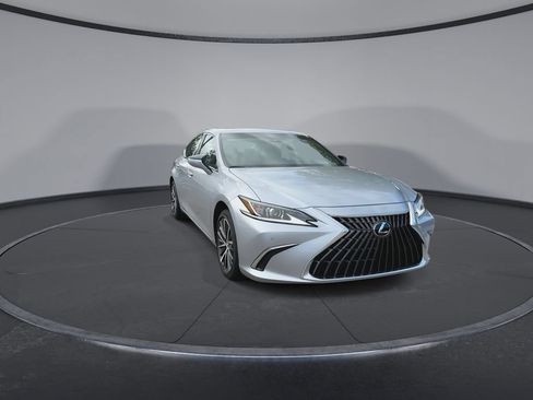 Used 2025 Lexus ES 350 w/ Premium Package FWD image 3