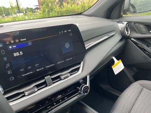 New 2026 Chevrolet Equinox LT w/ Safety and Technology Package image 21