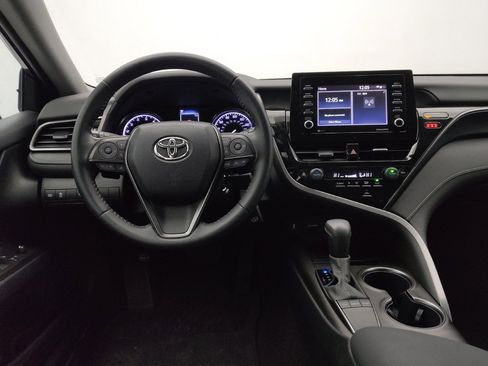 Used 2022 Toyota Camry SE image 22