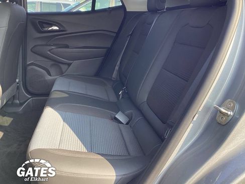 Used 2024 Chevrolet Trax LT w/ Driver Confidence Package FWD image 16