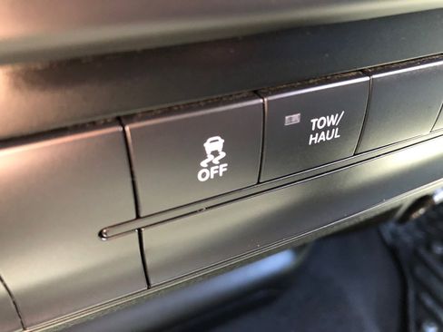 Used 2021 RAM 1500 Tradesman w/ Tradesman SXT Package AWD/4WD image 29