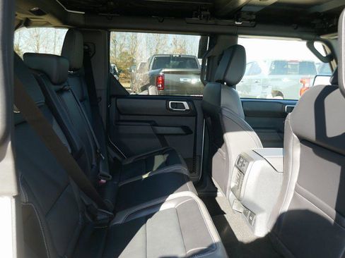 New 2026 Ford Bronco Outer Banks image 11