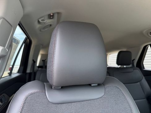 New 2026 Ford Explorer Active w/ Active Comfort Package RWD image 22